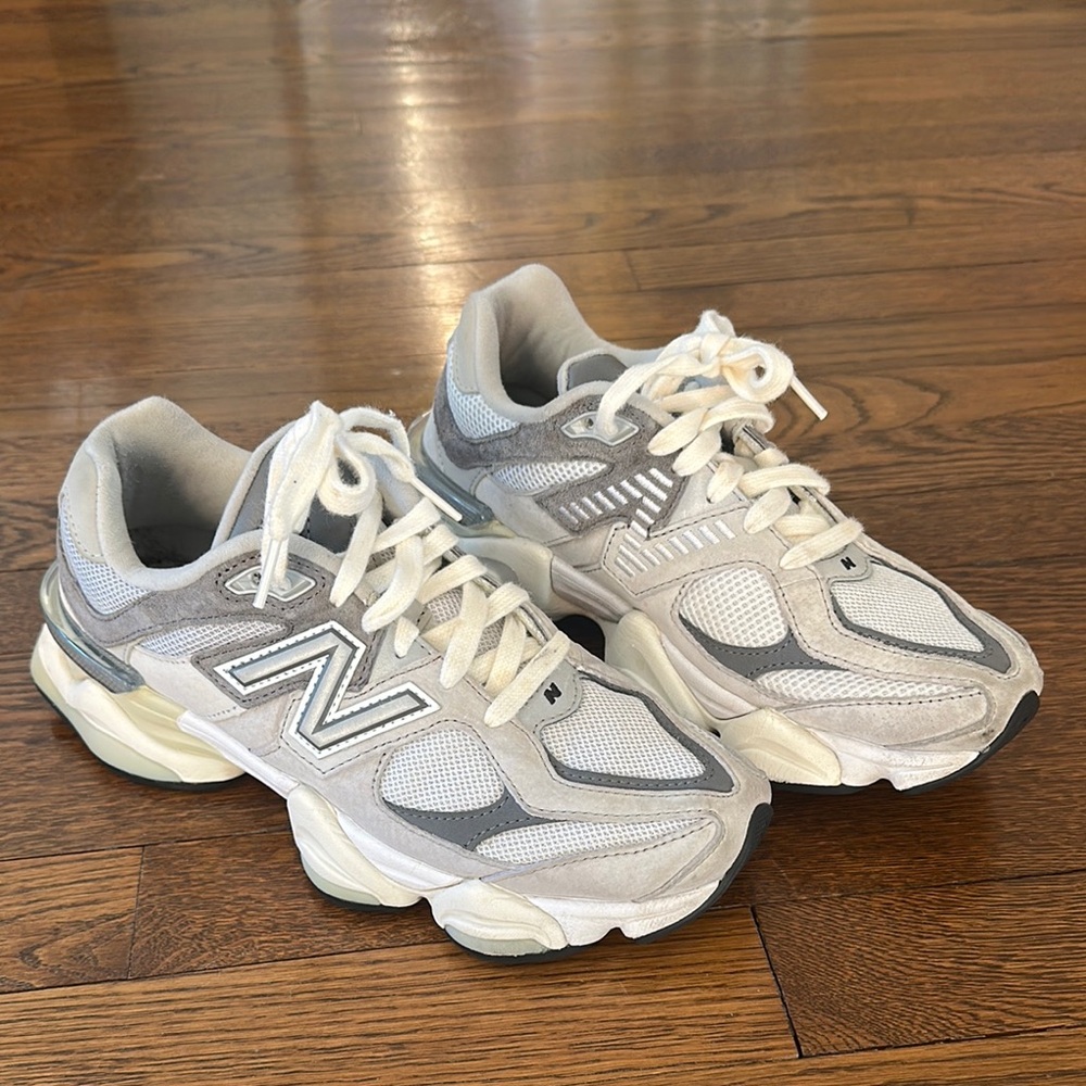 New Balance White and Gray Athletic Shoes